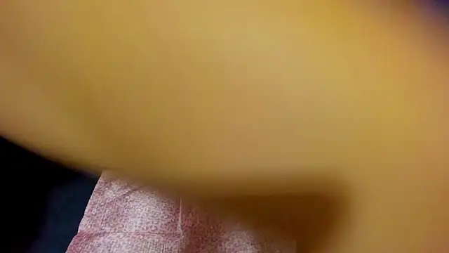 tiffanystonne online show from October 4, 2025, 12:23 am