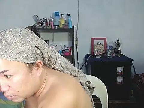 Snapshot of Bigdirtynipples chatting on December 19, 2025, 12:40 pm Bigdirtynipples online show from December 19, 2025, 12:40 pm