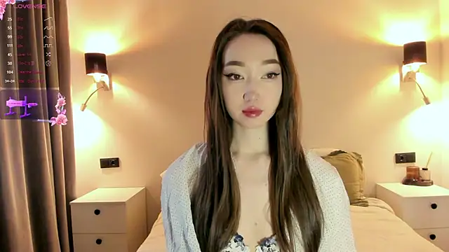 Snapshot of _luna_022 chatting on December 18, 2025, 3:55 am luna 022 online show from December 18, 2025, 3:55 am