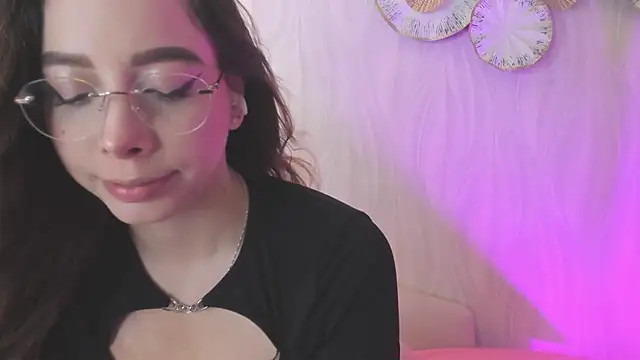 Meredit Lane online show from May 22, 2026, 7:01 pm