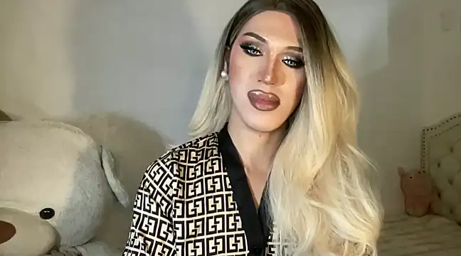 Snapshot of Ts_glamxxxx chatting on February 21, 2025, 5:24 am Ts glamxxxx online show from February 21, 2025, 5:24 am