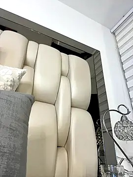 ALISSON FOXXX1 online show from September 26, 2025, 12:50 am