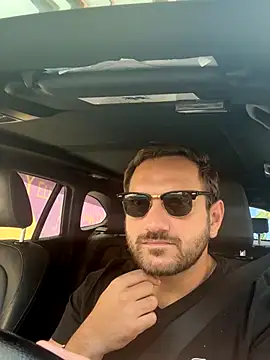 Snapshot of JonJ0 chatting on September 30, 2025, 2:56 pm JonJ0 online show from September 30, 2025, 2:56 pm