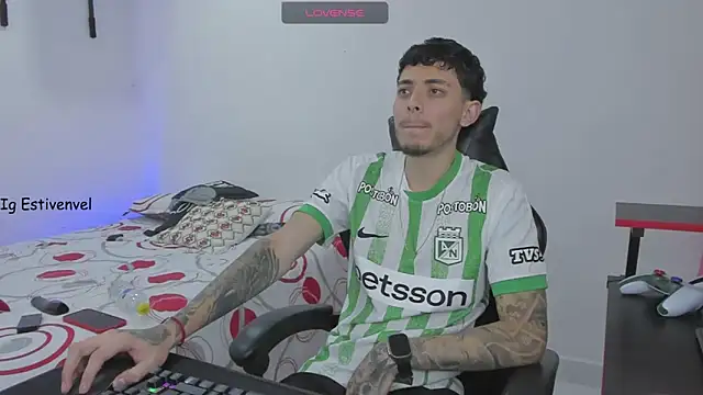 Snapshot of steve_latin chatting on February 26, 2026, 2:00 am steve latin online show from February 26, 2026, 2:00 am