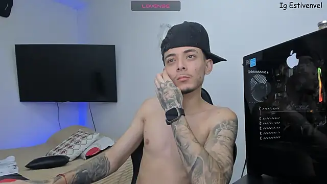 Snapshot of steve_latin chatting on February 19, 2026, 2:25 pm steve latin online show from February 19, 2026, 2:25 pm