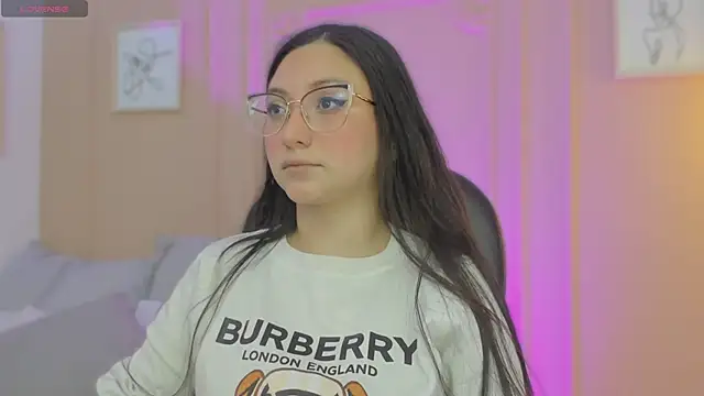 Snapshot of lucy_neil chatting on February 8, 2026, 2:31 am lucy neil online show from February 8, 2026, 2:31 am