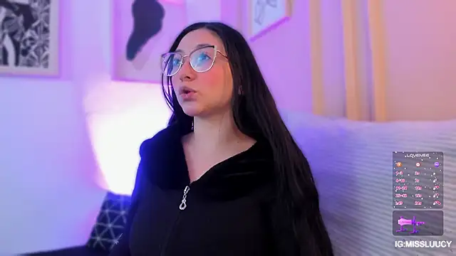 lucy neil online show from March 4, 2026, 2:41 am