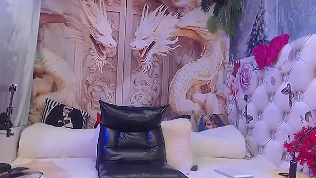 Snapshot of NightOrhideya chatting on February 13, 2026, 2:39 pm NightOrhideya online show from February 13, 2026, 2:39 pm