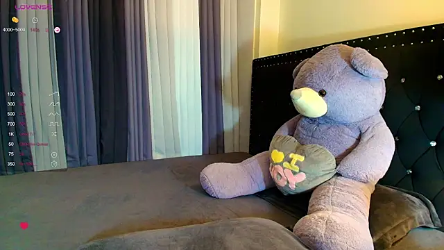 FuckDollNicky online show from May 31, 2026, 10:32 am