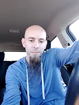 Snapshot of JohnnyFaster chatting on September 28, 2025, 2:46 pm JohnnyFaster online show from September 28, 2025, 2:46 pm