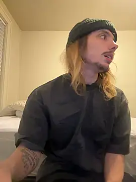 trippyski online show from February 9, 2025, 7:48 am