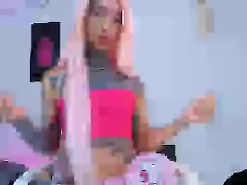 drippyorlovee online show from June 9, 2026, 6:53 pm