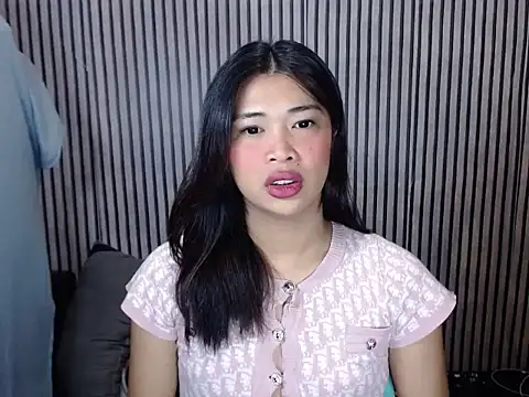 Maria-Moore online show from November 6, 2025, 11:53 pm