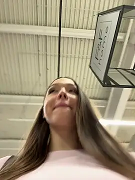 Snapshot of barbiehumpxxx chatting on March 1, 2026, 7:14 pm barbiehumpxxx online show from March 1, 2026, 7:14 pm