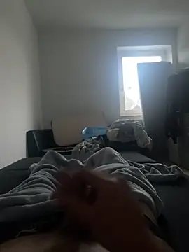 Snapshot of oroszlanw chatting on September 27, 2025, 5:35 am oroszlanw online show from September 27, 2025, 5:35 am