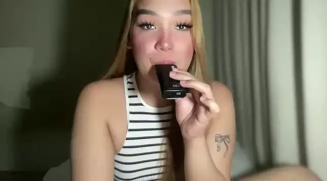 Snapshot of MissCataleyaxxx chatting on January 11, 2025, 5:41 am MissCataleyaxxx online show from January 11, 2025, 5:41 am