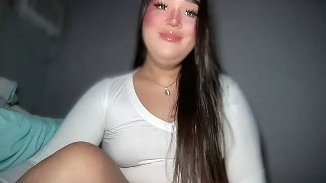 Snapshot of MissCataleyaxxx chatting on February 28, 2026, 2:11 am MissCataleyaxxx online show from February 28, 2026, 2:11 am