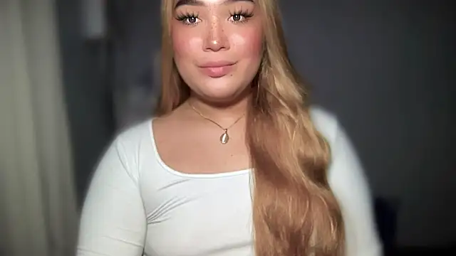 Snapshot of MissCataleyaxxx chatting on September 21, 2025, 5:23 am MissCataleyaxxx online show from September 21, 2025, 5:23 am