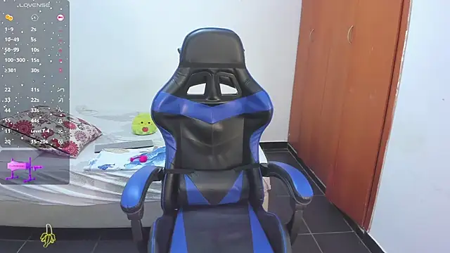 Snapshot of NAMIMAYERS2 chatting on January 10, 2025, 2:23 pm NAMIMAYERS2 online show from January 10, 2025, 2:23 pm