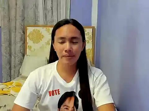 lady kim boner online show from October 25, 2025, 2:44 am