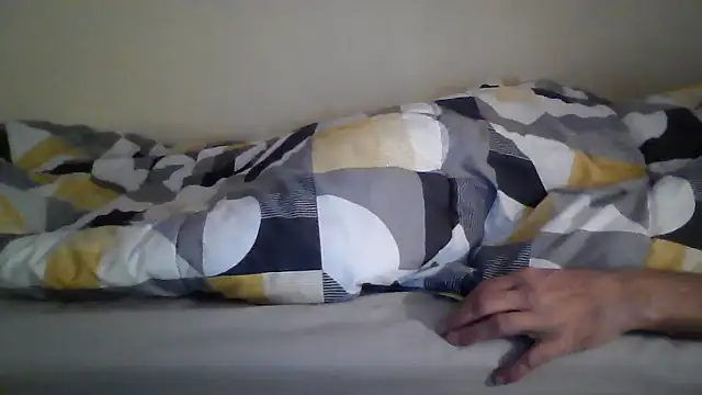 5ar5rooooov online show from February 3, 2026, 8:47 pm