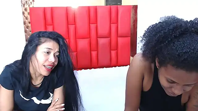 lizeth keilyn online show from November 12, 2025, 2:43 pm