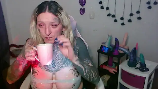SLOPPYTITSS online show from May 16, 2026, 11:48 pm