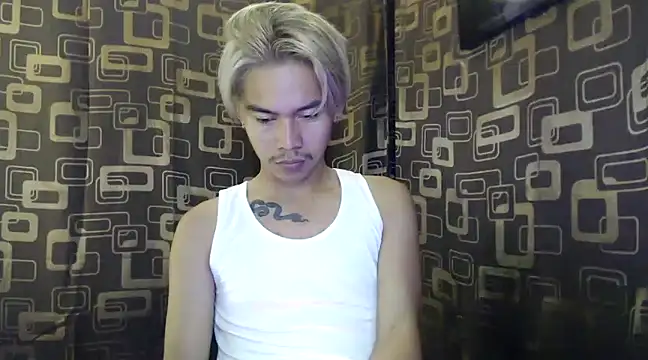 asianpatt69 online show from January 7, 2025, 8:31 pm