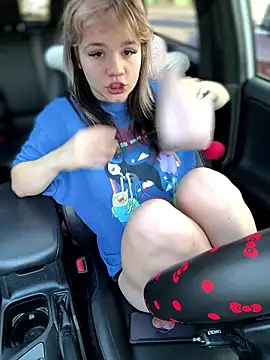 Cutiepiespanks online show from January 13, 2026, 9:41 pm