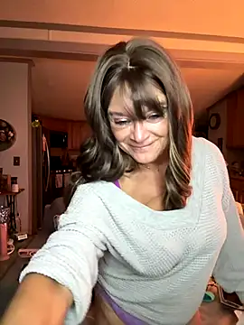 cowgirlc online show from November 7, 2025, 3:11 am