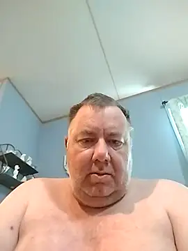 lawndad79 online show from September 14, 2025, 4:18 pm