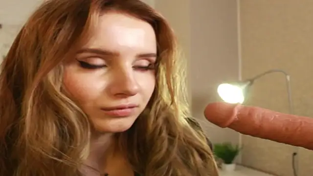 Snapshot of Betty_June chatting on February 22, 2025, 9:37 pm Betty June online show from February 22, 2025, 9:37 pm