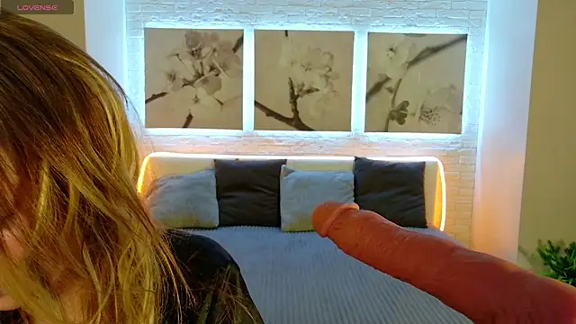 Betty June online show from April 3, 2026, 8:48 pm