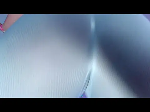 Snapshot of oliviarodriguez2u chatting on April 16, 2026, 11:07 pm oliviarodriguez2u online show from April 16, 2026, 11:07 pm