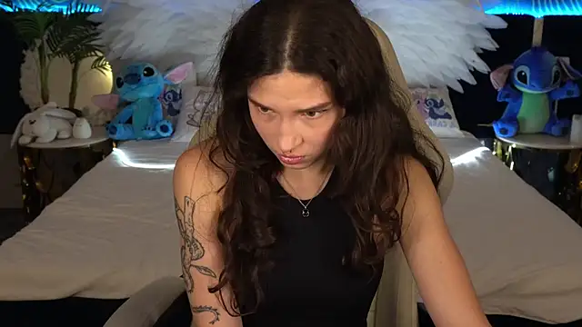 BabyFlowerr online show from October 15, 2025, 7:00 pm