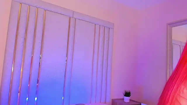 Snapshot of Saekohofman chatting on November 14, 2025, 4:16 am Saekohofman online show from November 14, 2025, 4:16 am