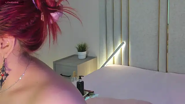 Snapshot of Saekohofman chatting on January 10, 2026, 4:08 am Saekohofman online show from January 10, 2026, 4:08 am