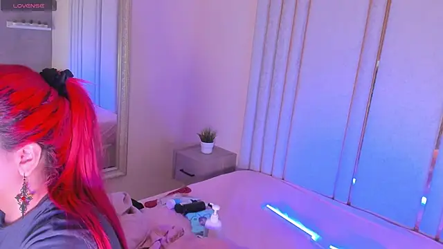 Snapshot of Saekohofman chatting on October 31, 2025, 4:09 am Saekohofman online show from October 31, 2025, 4:09 am