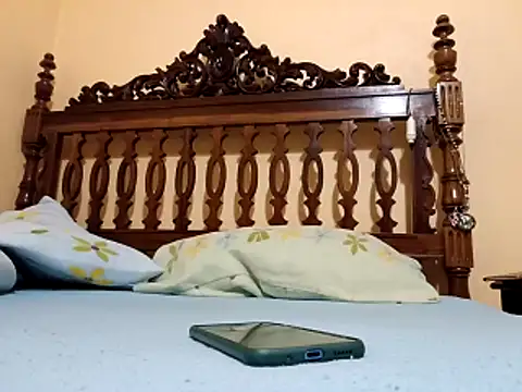 White rabbit  online show from February 13, 2026, 9:37 pm