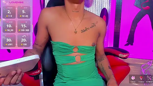 nickyminach  online show from March 30, 2026, 7:26 pm