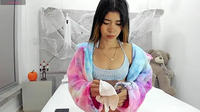 Snapshot of Girl_Cherry chatting on October 5, 2025, 11:34 am Girl Cherry online show from October 5, 2025, 11:34 am