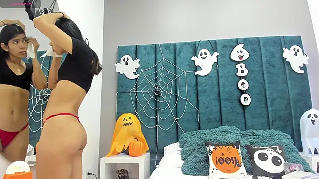 Snapshot of Girl_Cherry chatting on October 15, 2025, 11:29 am Girl Cherry online show from October 15, 2025, 11:29 am