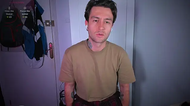 HonestAndrew online show from October 21, 2025, 6:02 am