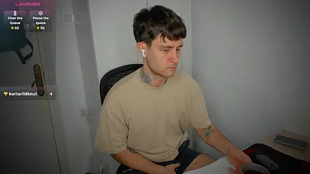 HonestAndrew online show from April 12, 2026, 5:00 am