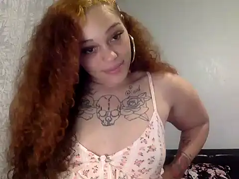 sapphirestorm8 online show from June 14, 2026, 4:25 am