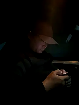 S00 online show from December 1, 2024, 11:31 pm