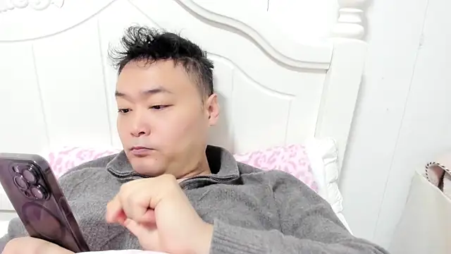 S00 online show from February 24, 2026, 10:27 am