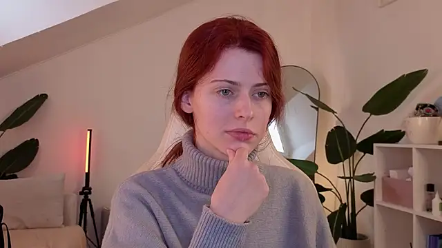 Snapshot of doll_lesli chatting on December 18, 2025, 9:47 am doll lesli online show from December 18, 2025, 9:47 am