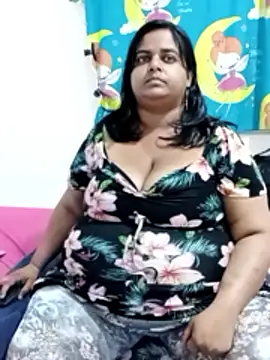 SusanaEshwar online show from April 7, 2026, 9:16 pm