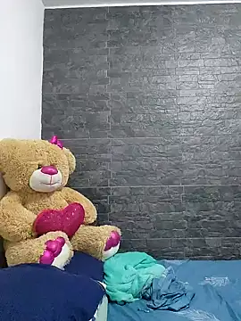 LizzRouse online show from November 11, 2025, 2:39 am